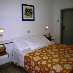 Toledo Hotel 2* Стандартный номер фото 14