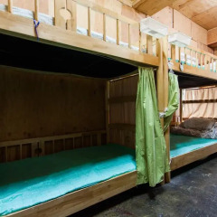 Отель Urban Art Guesthouse 2* Кровать в общем номере с двухъярусной кроватью фото 2