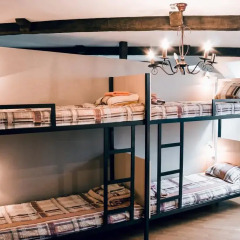 Hostel Kamin Стандартный семейный номер разные типы кроватей (общая ванная комната) фото 2