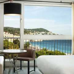 Отель Le Meridien Nice 4* Улучшенный номер с различными типами кроватей фото 8
