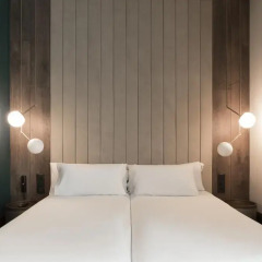Отель ICON Wipton by Petit Palace 4* Стандартный номер фото 12