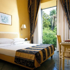 Imperial Hotel Tramontano 4* Улучшенный номер с двуспальной кроватью фото 3
