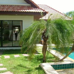 Отель View Talay Resort Villas бассейн