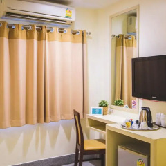 New Suanmali Hotel 3* Улучшенный номер разные типы кроватей фото 4
