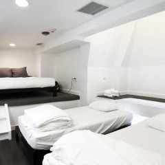 HighRoad Hostel DC Стандартный номер с различными типами кроватей (общая ванная комната) фото 7