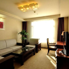 National Jade Hotel 4* Стандартный номер с различными типами кроватей фото 4