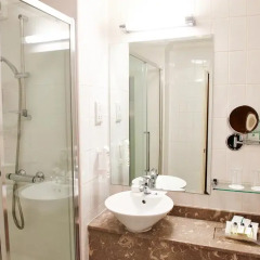 Отель Holiday Inn Manchester West 3* Стандартный номер фото 5