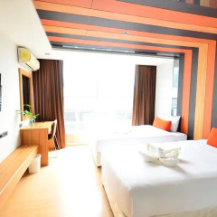 Отель H-Residence 3* Улучшенный номер с различными типами кроватей фото 7