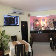 Отель Guest House Lilia Болгария, Аврен - отзывы, цены и фото номеров - забронировать отель Guest House Lilia онлайн питание фото 3