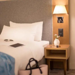 Radisson Blu Hotel Zurich Airport 4* Стандартный номер с различными типами кроватей фото 9