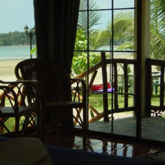 Отель Noble House Beach Resort балкон