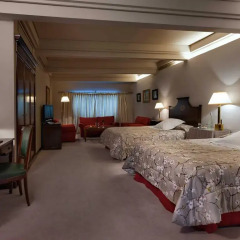 Eurostars Hotel Real 5* Номер Делюкс с различными типами кроватей