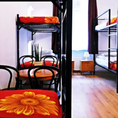 Budapest Budget Hostel Стандартный семейный номер с двуспальной кроватью фото 11