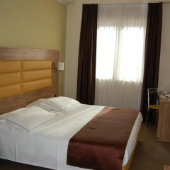 Отель GigaHotel 3* Улучшенный номер