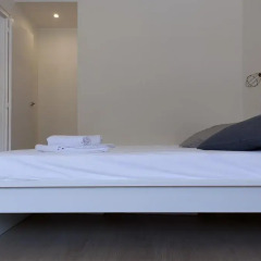 Отель Flateli Roger 6 Барселона спа
