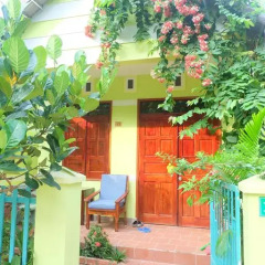 Отель Mai Binh Phuong Bungalow Бунгало с различными типами кроватей фото 7