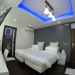 Airport Beach Hotel 3* Номер Делюкс фото 9