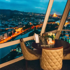 Отель The Biltmore Tbilisi балкон