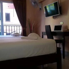 Отель Patamnak Beach Guesthouse 3* Люкс с 2 отдельными кроватями фото 9