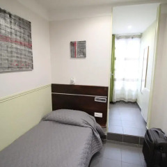 Hotel Des Pyrenees Стандартный номер фото 9