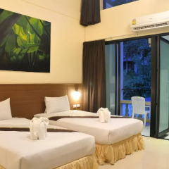 The Wave Patong Boutique Hotel 3* Улучшенный номер разные типы кроватей фото 5