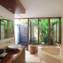 Отель The Pavilions Bali 4* Вилла с различными типами кроватей фото 6