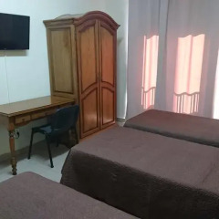 Отель Hostal Retiro Стандартный номер с различными типами кроватей фото 3