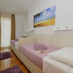 Отель Apartmani Trogir 4* Улучшенные апартаменты с различными типами кроватей фото 3