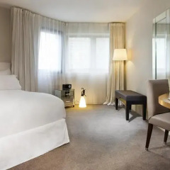 Отель La Maison Champs Elysees 5* Улучшенный номер фото 5
