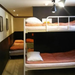 Отель OppaHostel Улучшенный номер с различными типами кроватей фото 9