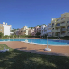 Отель Complexo Eden Vilage by Garvetur Португалия, Виламура - отзывы, цены и фото номеров - забронировать отель Complexo Eden Vilage by Garvetur онлайн бассейн