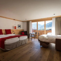 Hotel Spitzhorn 3* Стандартный семейный номер с двуспальной кроватью фото 2