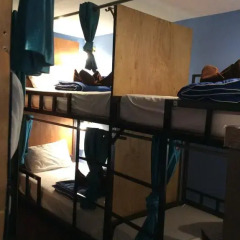 Moov Inn Garden Hostel Кровать в общем номере с двухъярусной кроватью фото 9