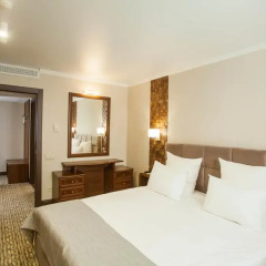 Гостиница Платан Южный 4* Семейный люкс с двуспальной кроватью фото 16