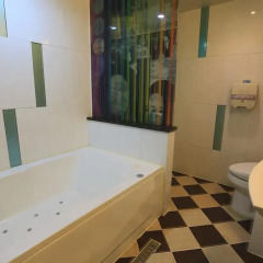 Haeundae Grimm Hotel 2* Номер Делюкс с различными типами кроватей фото 32