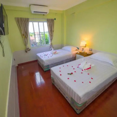Hotel Myat Nan Taw Win 3* Улучшенный номер с различными типами кроватей