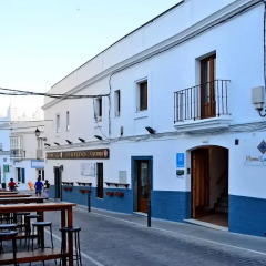 Отель Hostal La Fonda Испания, Кониль-де-ла-Фронтера - отзывы, цены и фото номеров - забронировать отель Hostal La Fonda онлайн питание фото 3
