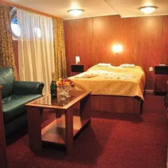 Hotel-ship Petr Pervyi Стандартный семейный номер с двуспальной кроватью фото 6