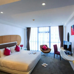 Hotel Icon Bangkok 4* Улучшенный номер с различными типами кроватей фото 11