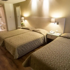 Davitel Tobacco Hotel 4* Стандартный номер с 2 отдельными кроватями фото 2