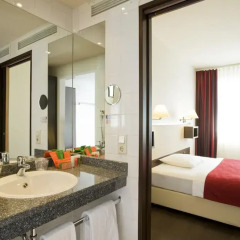 Отель NH Wien City 4* Апартаменты с разными типами кроватей фото 7