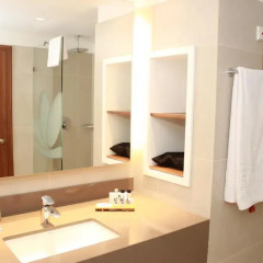 Отель Occidental Lisboa 4* Люкс фото 3