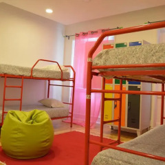 Terrace Lisbon Hostel Кровать в общем номере с двухъярусной кроватью