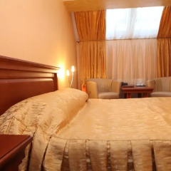 Олимп Отель 4* Стандартный номер с двуспальной кроватью