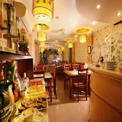 Отель Hanoi Guesthouse Номер Делюкс фото 6