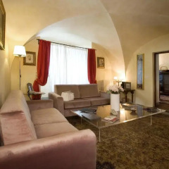 Отель Palazzo Magnani Feroni, All Suite - Residenza D'Epoca 5* Люкс с различными типами кроватей