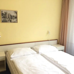 Hotel Polonia 2* Стандартный номер с двуспальной кроватью фото 3