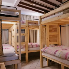 Отель Goldenpond Guesthouse сауна