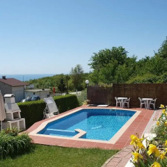 Отель Sunrise Guest House бассейн фото 2