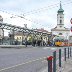 Апартаменты Central Market Apartment городской автобус